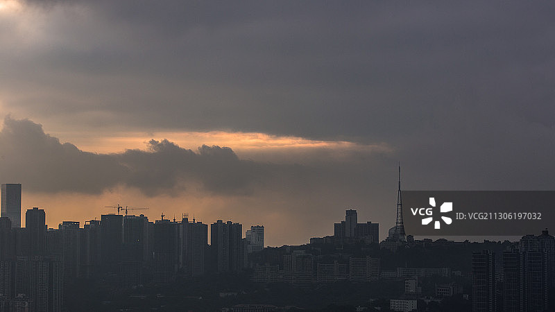 暴风雨来临前图片素材