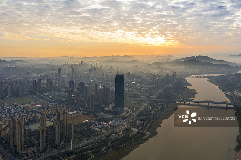 上虞曹娥江畔城北日出图片素材