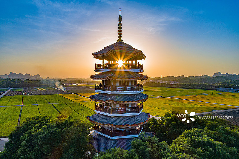 阳光正好图片素材