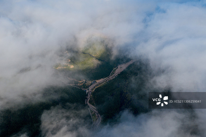 山洪暴发消退后丽水遂昌九龙山山区河道图片素材