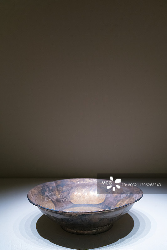 中国国家博物馆文物 金银错花纹式碗盏图片素材