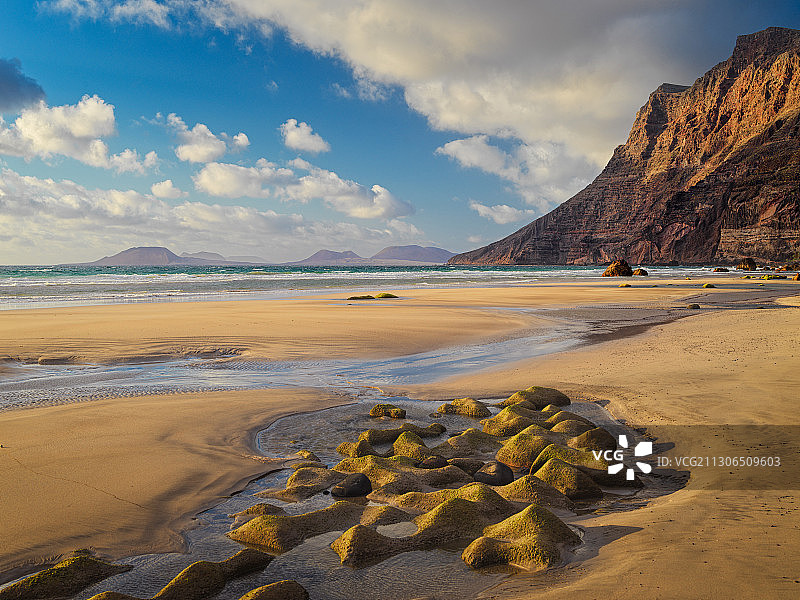 特吉塞海滩风光，西班牙大加那利岛拉斯帕尔马斯图片素材