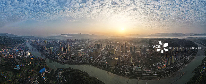 贵州遵义：赤水河畔美如画图片素材