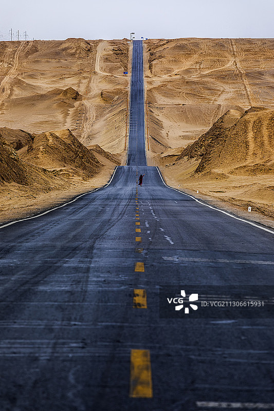 青海网红U型公路图片素材