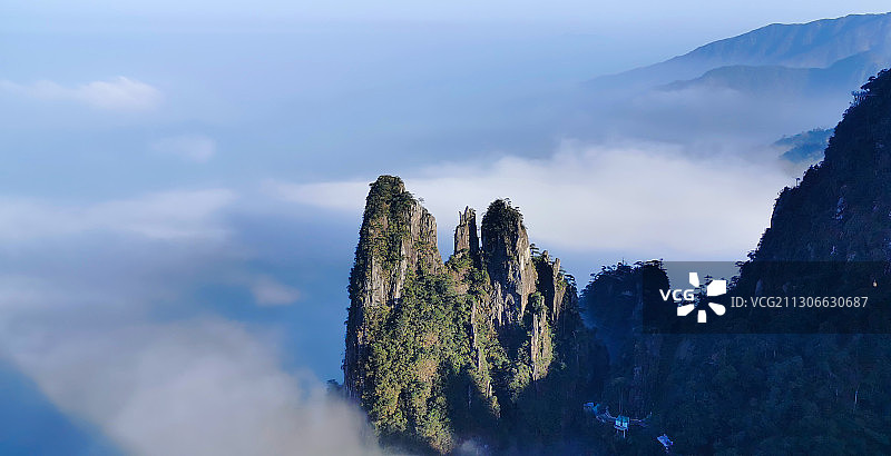 山峰云海图片素材