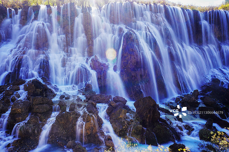 诺日朗瀑布（1）图片素材