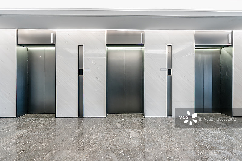 现代建筑内部电梯厅图片素材