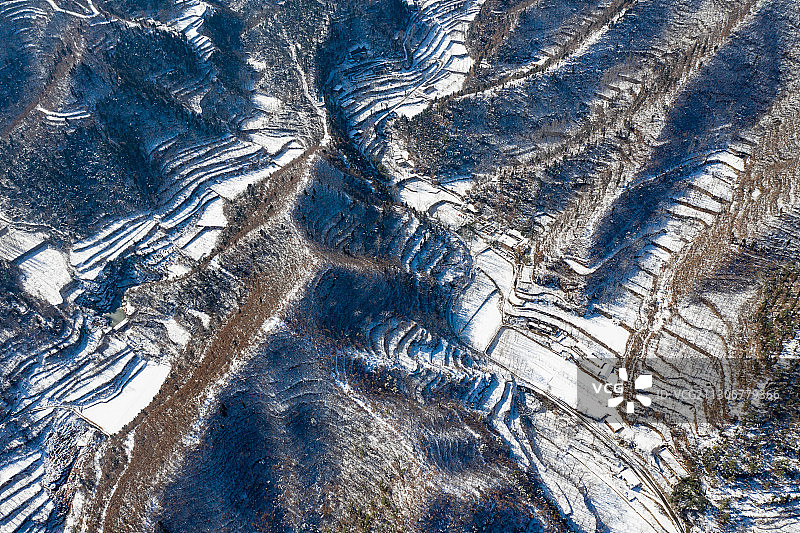 雪后浮戏山环翠峪图片素材