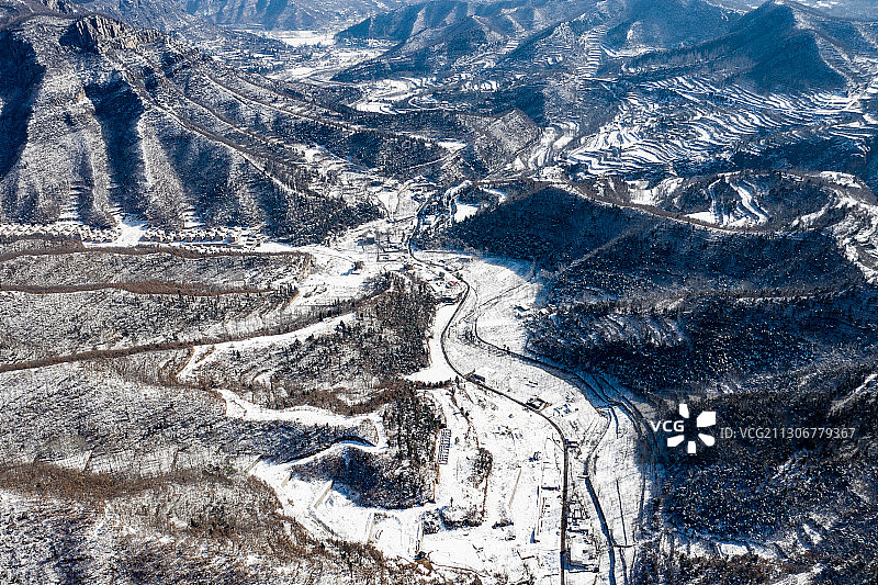 雪后浮戏山环翠峪图片素材