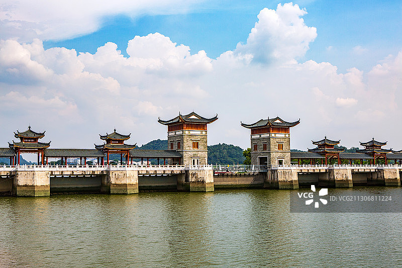 广州黄埔区新担涌水闸美丽景色图片素材