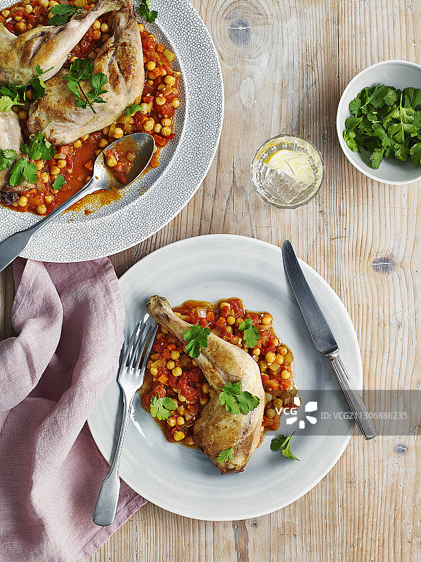 鸡肉鹰嘴豆炖菜图片素材
