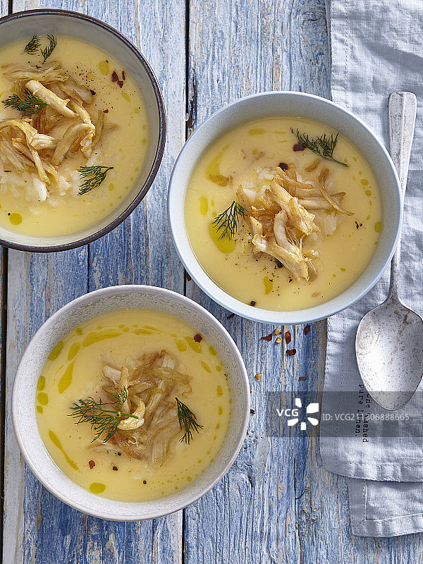 希腊鸡肉米饭柠檬汤图片素材