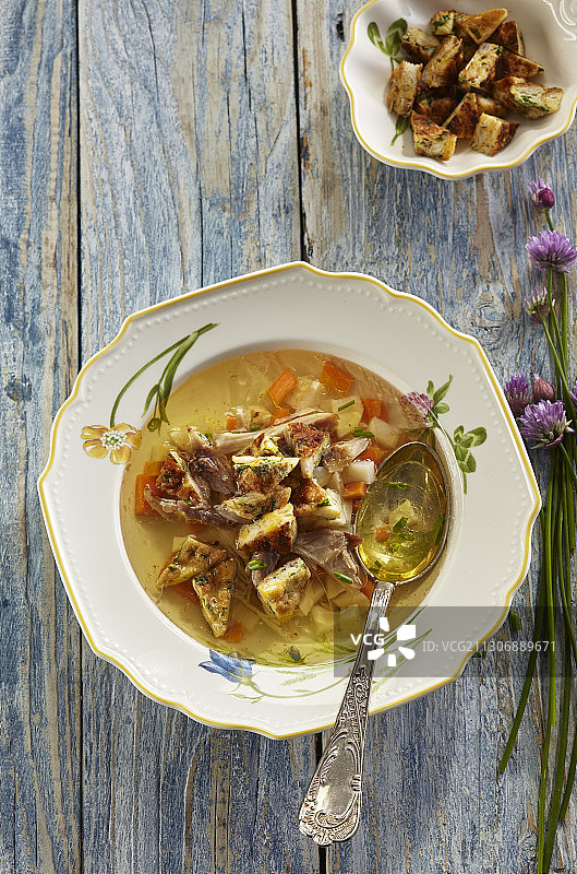 鸡汤配馒头图片素材