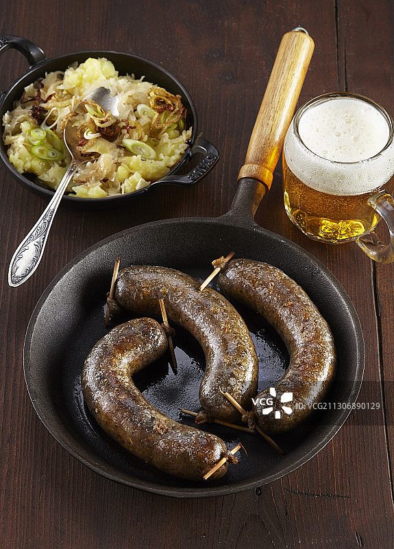 自制白色布丁图片素材