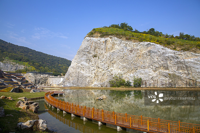 襄阳岘山摩崖天池公园风光图片素材