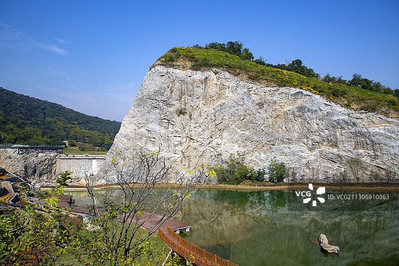 襄阳岘山摩崖天池公园风光图片素材