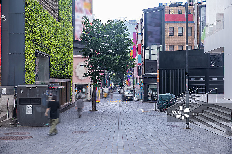 韩国首尔店铺倒闭破产经济衰退明洞新冠疫情停业图片素材