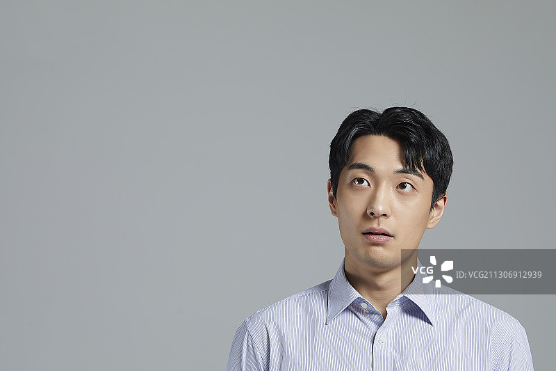 想法、创意、眯眼、惊喜图片素材