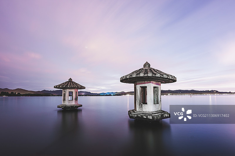 杭州旅游西湖景点，手摇船，湖心亭，壁纸，唯美，景色，西湖集贤图片素材