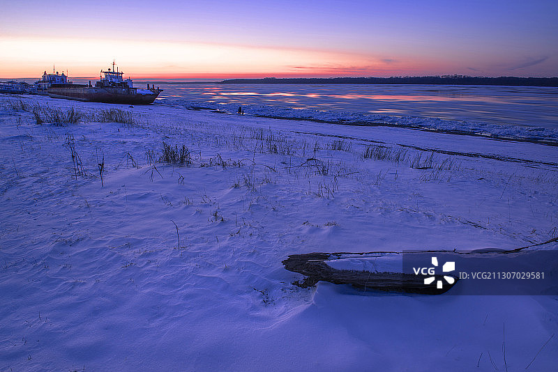 冬日江畔图片素材