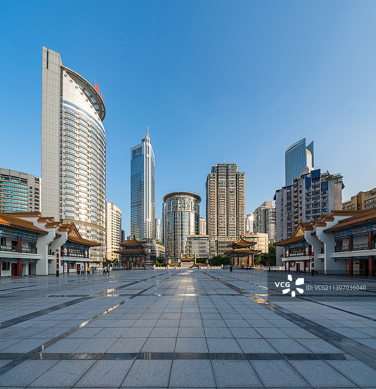 重庆解放碑建筑群与魁星楼广场图片素材