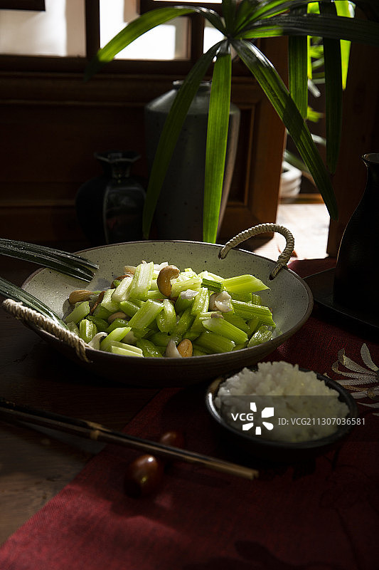中华美食西芹百合腰果静物图片素材