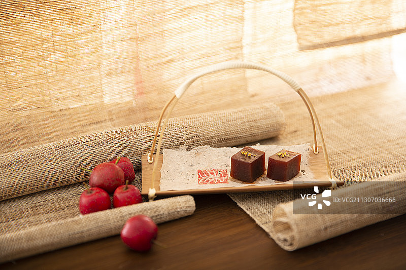 中华小吃山楂糕和山楂静物图片素材