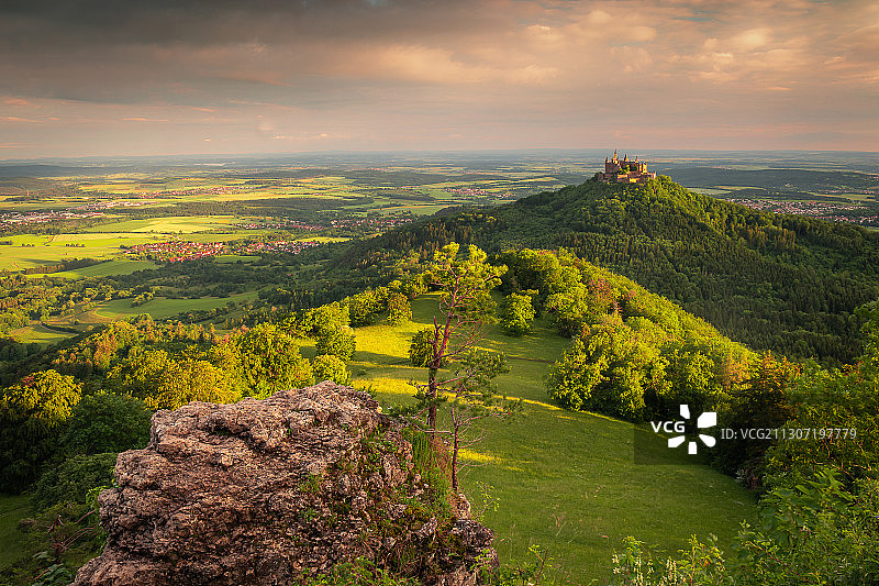 日落时分德国阿尔布斯塔特Unnamed Road的风景图片素材