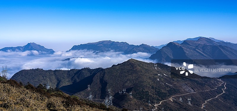 云海二郎山图片素材