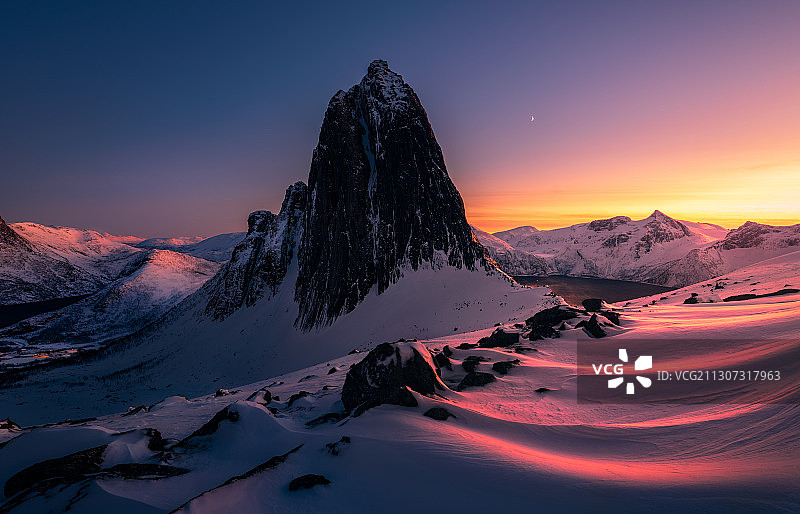 日月同辉图片素材