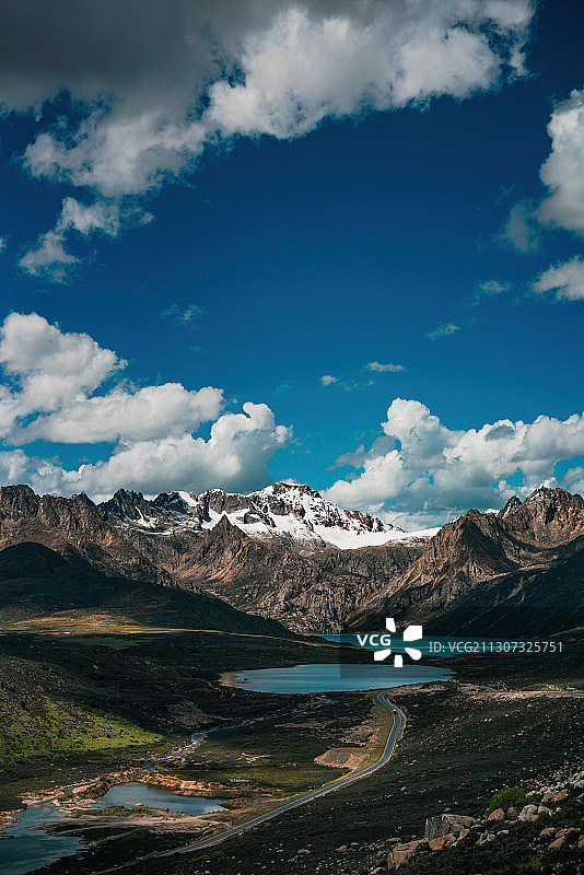 四川巴塘海子山姊妹湖图片素材