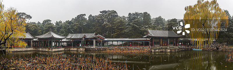 北京颐和园谐趣园雪景图片素材