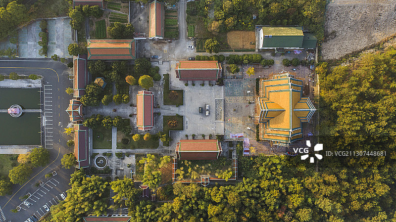 航拍中国江苏常州溧阳市天目湖报恩禅寺图片素材