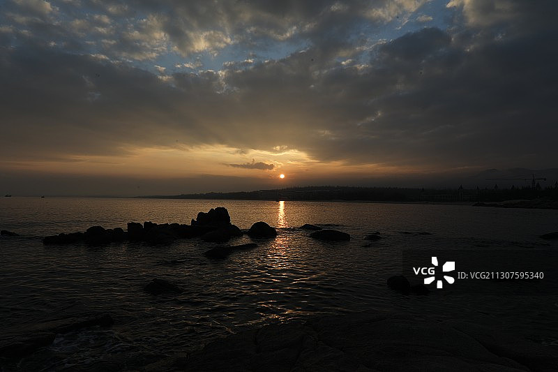 日出棋子湾大角图片素材