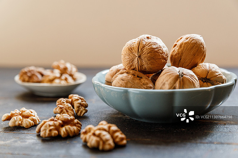 纸皮核桃图片素材