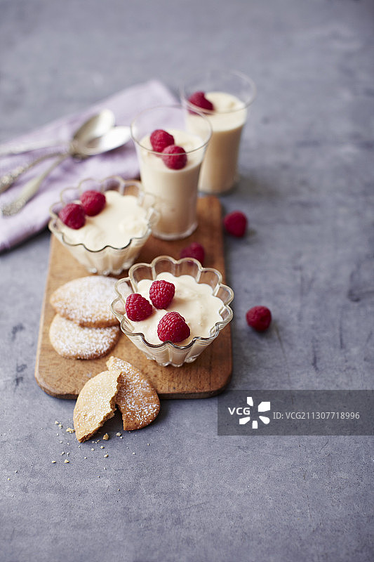 香草饼干柠檬凝乳图片素材