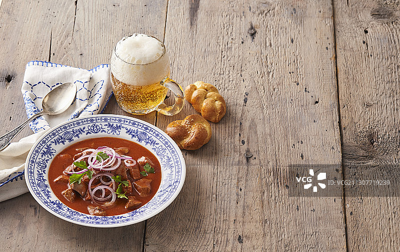 内脏猪肉炖牛肉图片素材