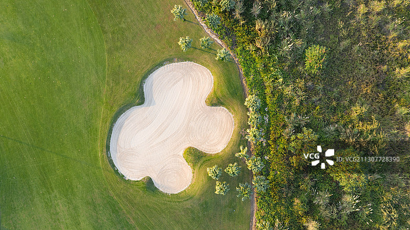 珠海金湾高尔夫球场果岭航拍图片素材