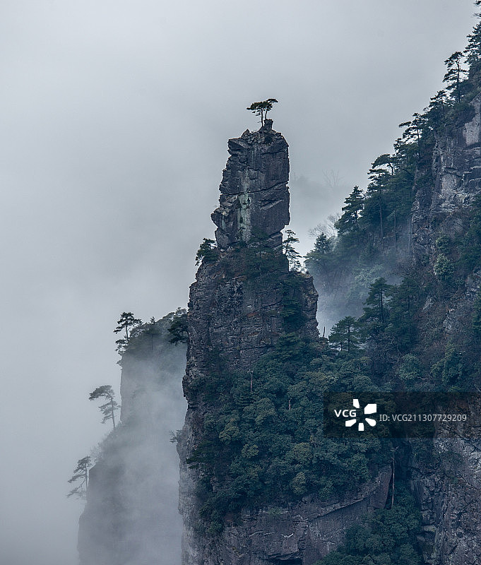 贵州铜仁梵净山云海图片素材