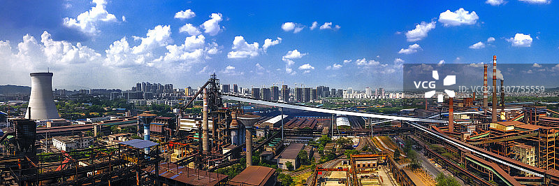 《共享蓝天》图片素材