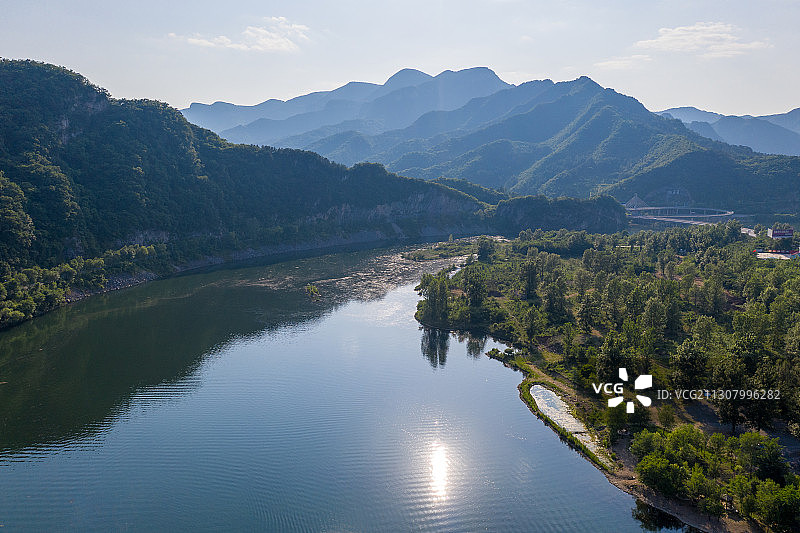 本溪水洞旅游，湖泊，风景优美，青山绿水图片素材