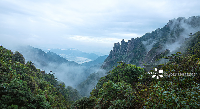 云雾三清山图片素材