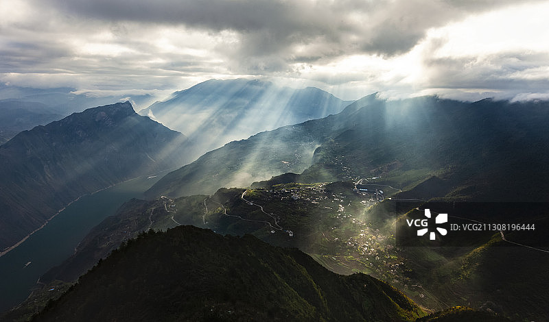 巫峡光辉图片素材