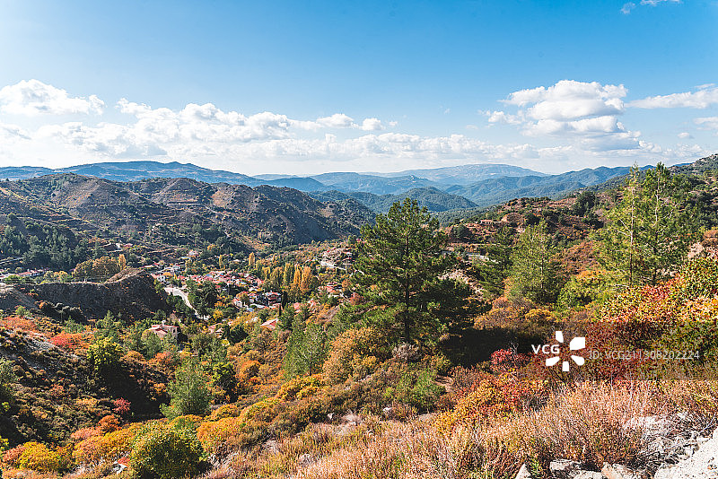 秋季特罗多斯山脉风景，塞浦路斯图片素材