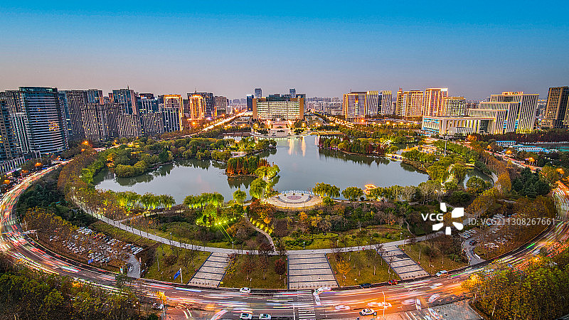 临沂市市政府五洲湖夜景图片素材