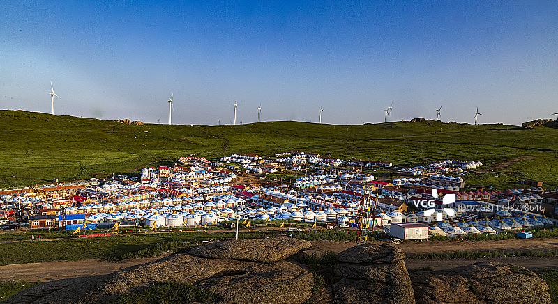 内蒙辉腾锡勒大草原蒙古包图片素材