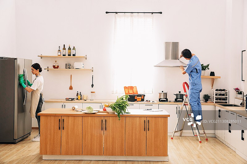 家庭保洁维修服务图片素材