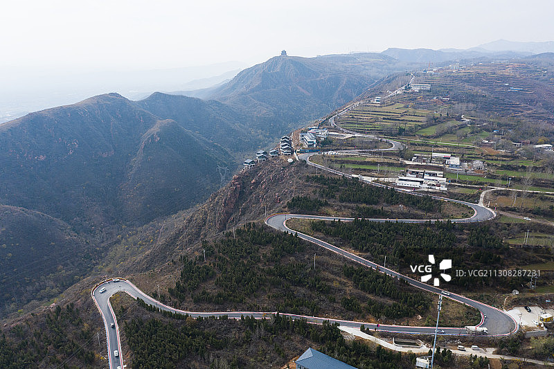 新密市伏羲山伏羲大道公路S弯图片素材