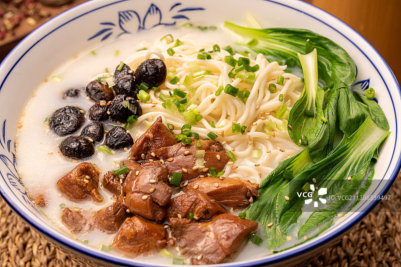 鸡块面图片素材