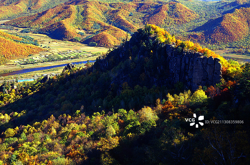 黑龙江省鹤岗市萝北县太平沟秋景图片素材